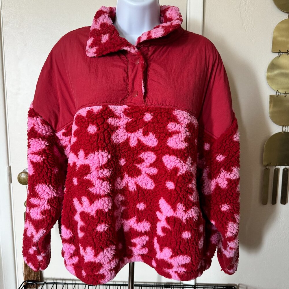 Womens M 3/4 Closure Snap Fleece